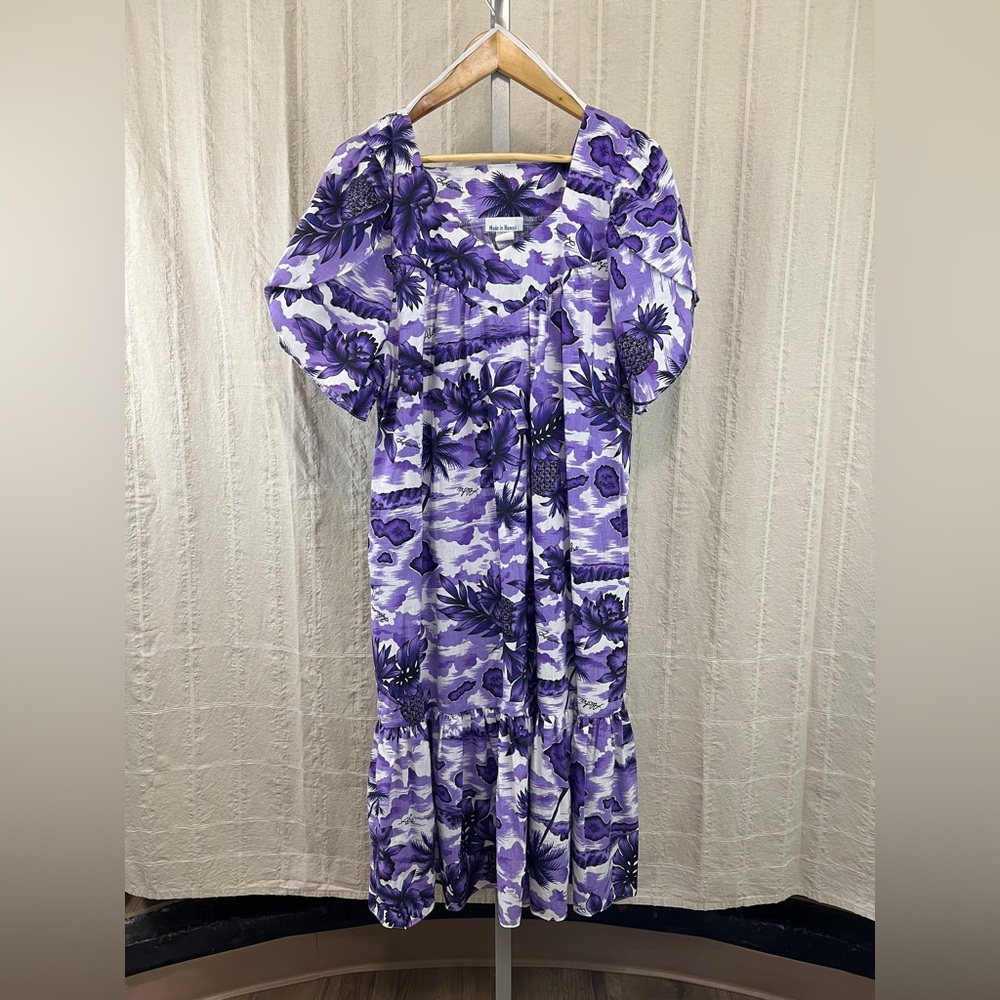 Hawaiian Maxi Sundress with Puff Sleeves and Scoop Neck